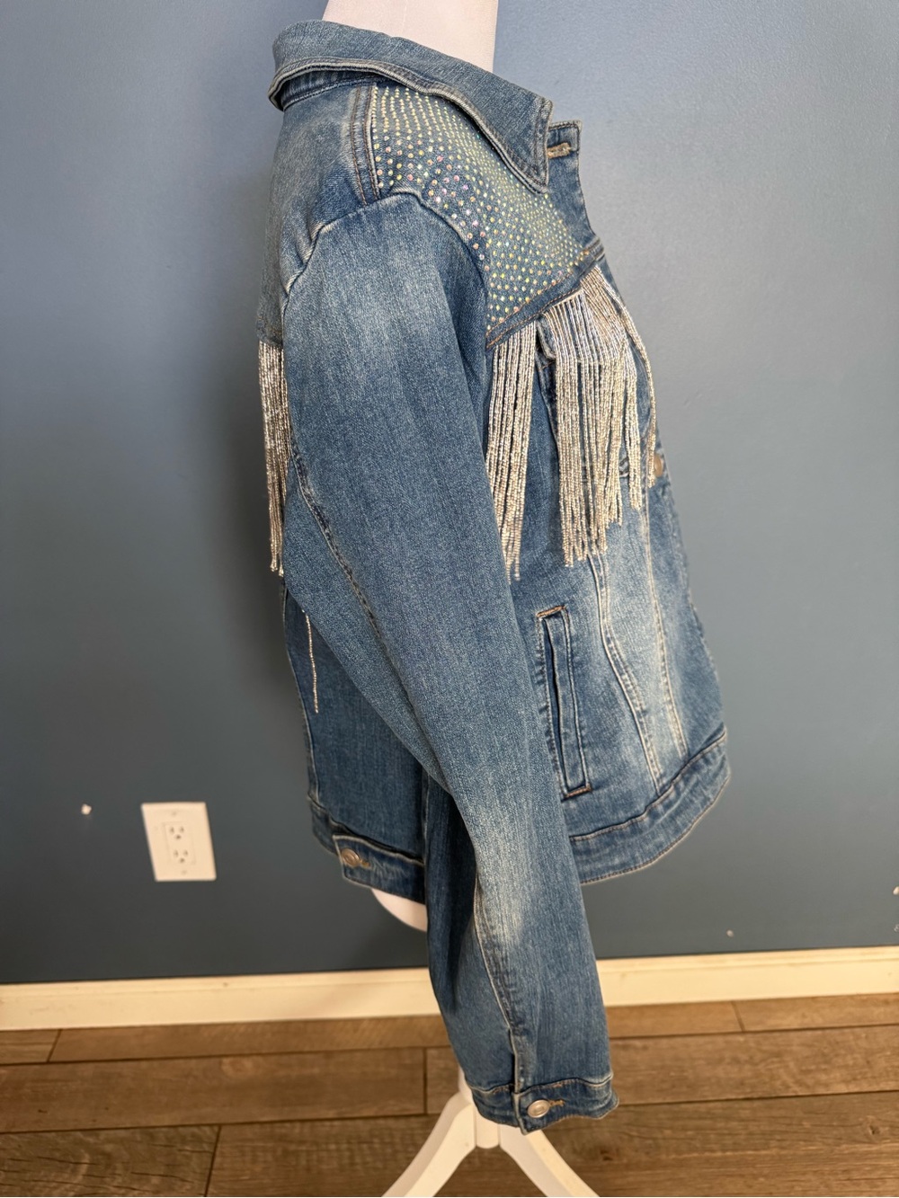 ✨ GORGEOUS Western Glam Rhinestone Fringe Denim Jacket ✨ L - Picture 6 of 15